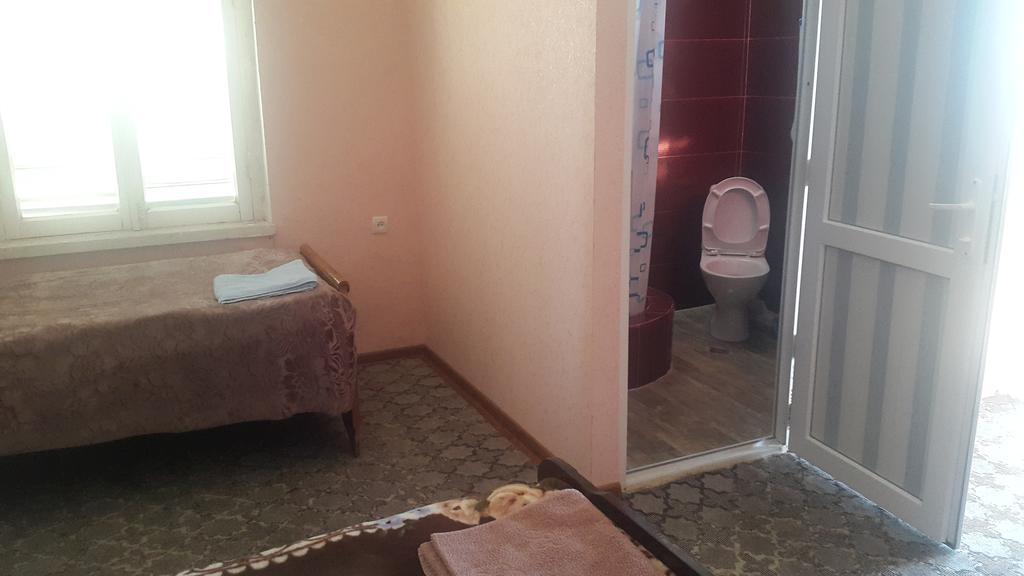 Guest House Shota Sighnaghi Esterno foto