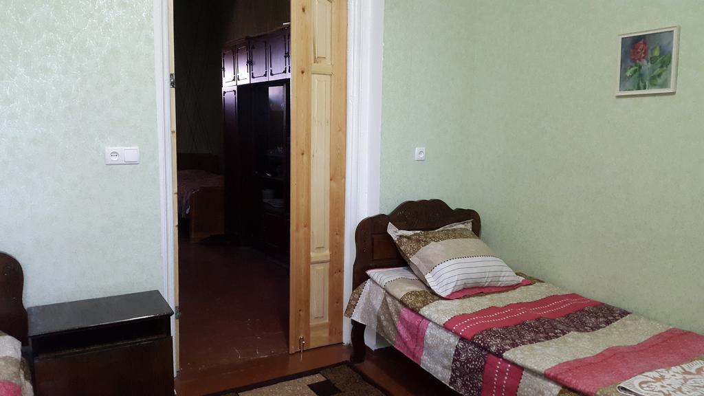 Guest House Shota Sighnaghi Esterno foto