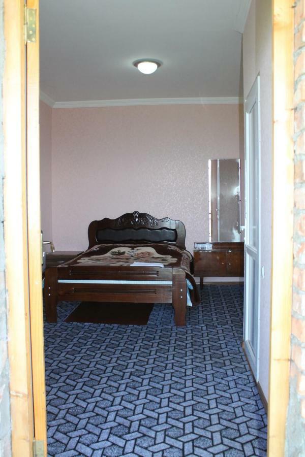 Guest House Shota Sighnaghi Esterno foto