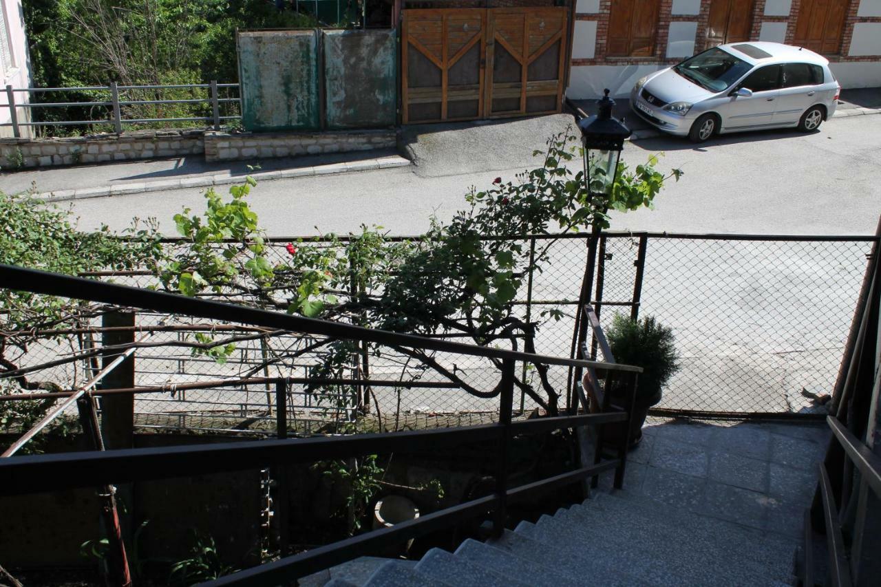 Guest House Shota Sighnaghi Esterno foto