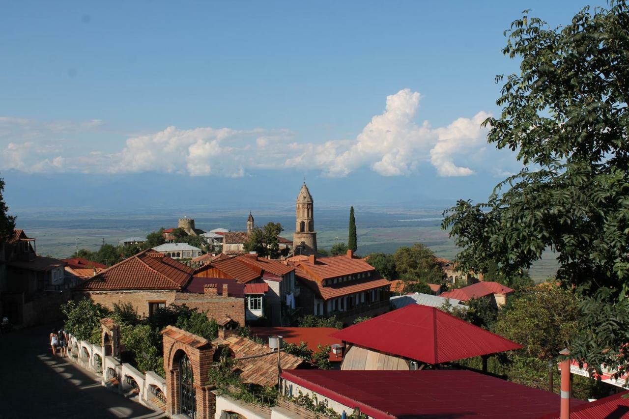 Guest House Shota Sighnaghi Esterno foto
