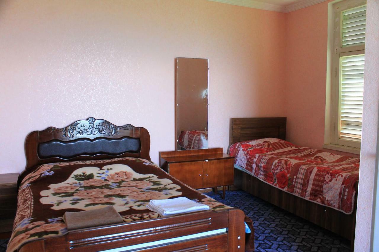 Guest House Shota Sighnaghi Esterno foto